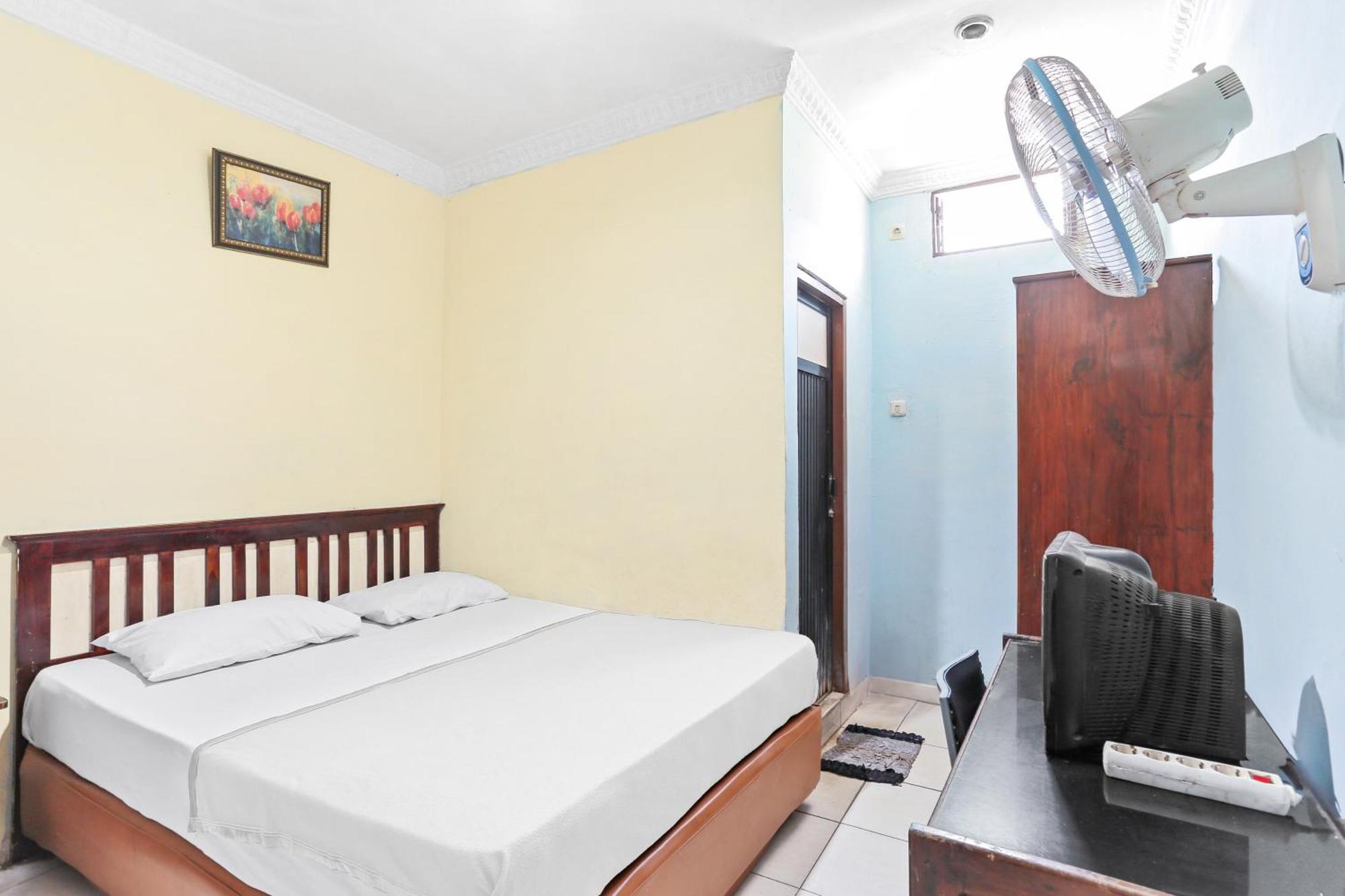 Oyo 93046 Hotel Fortuna Parepare Luaran gambar