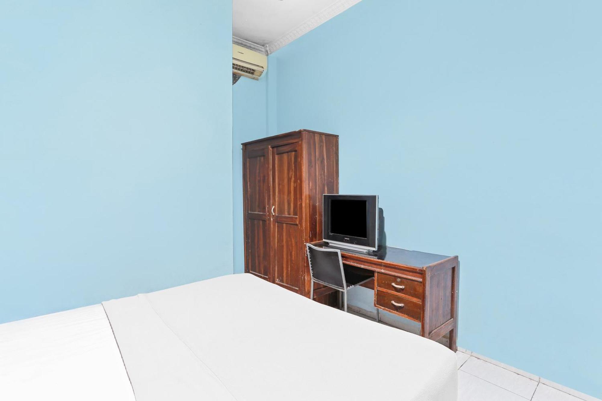 Oyo 93046 Hotel Fortuna Parepare Luaran gambar