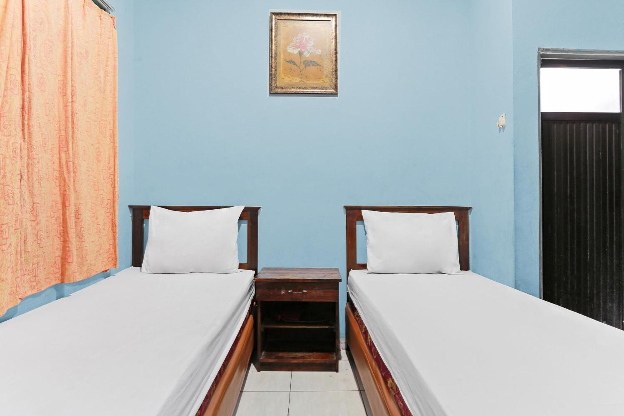 Oyo 93046 Hotel Fortuna Parepare Luaran gambar